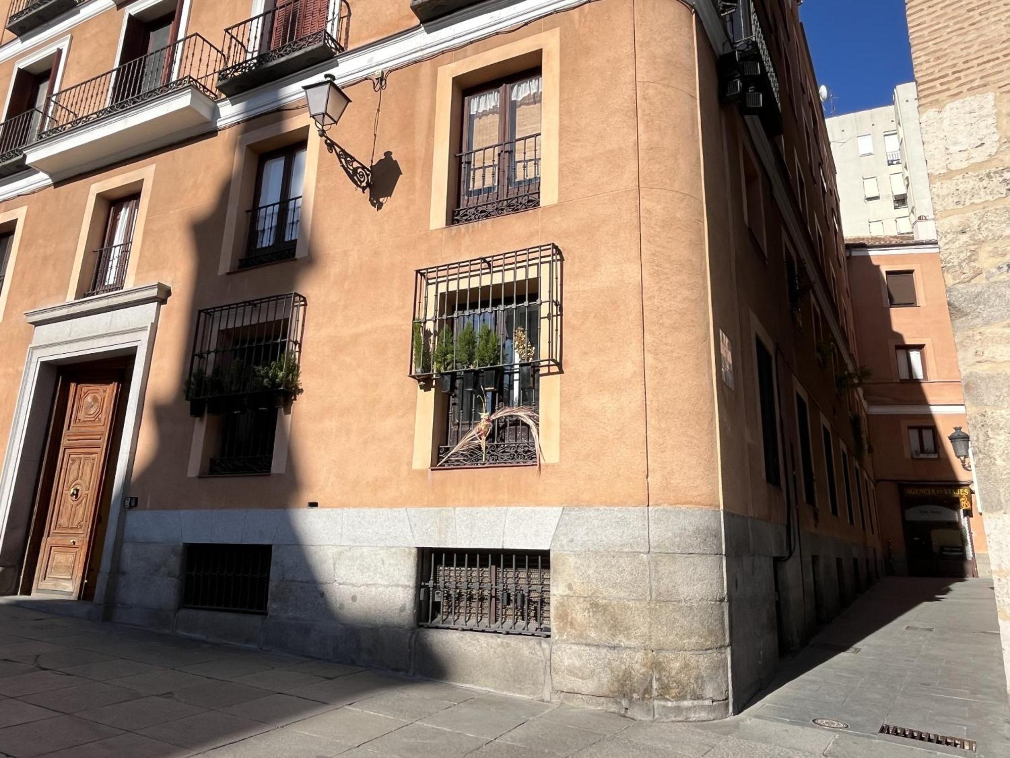 Dplace To Be - Amazing Apartments In Historic Center 마드리드 외부 사진