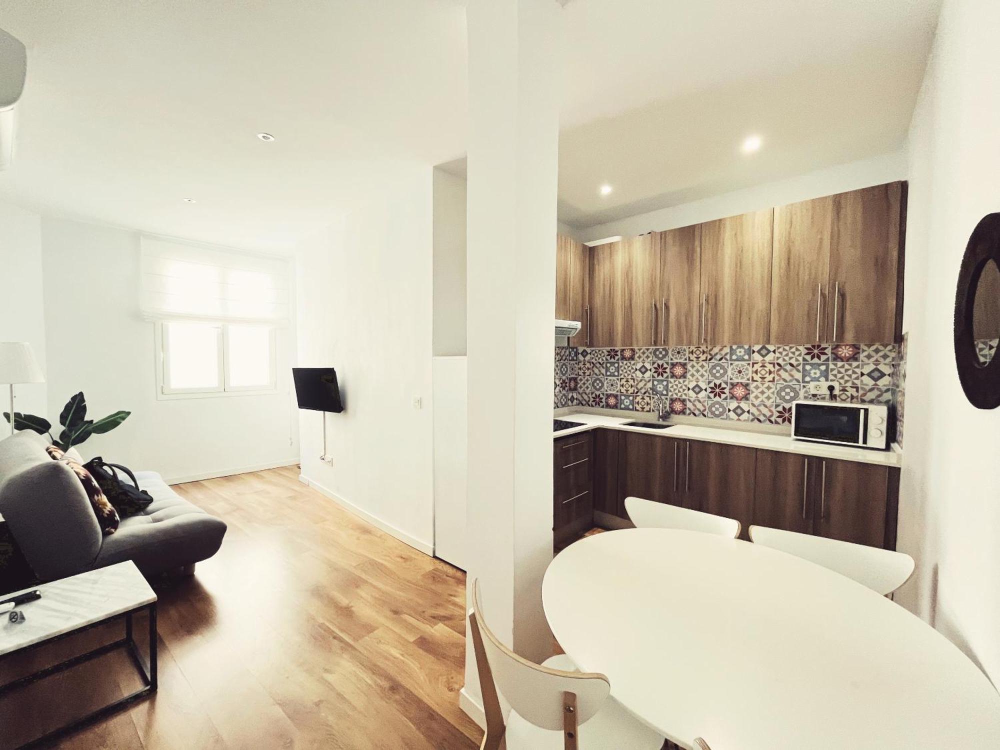 Dplace To Be - Amazing Apartments In Historic Center 마드리드 객실 사진
