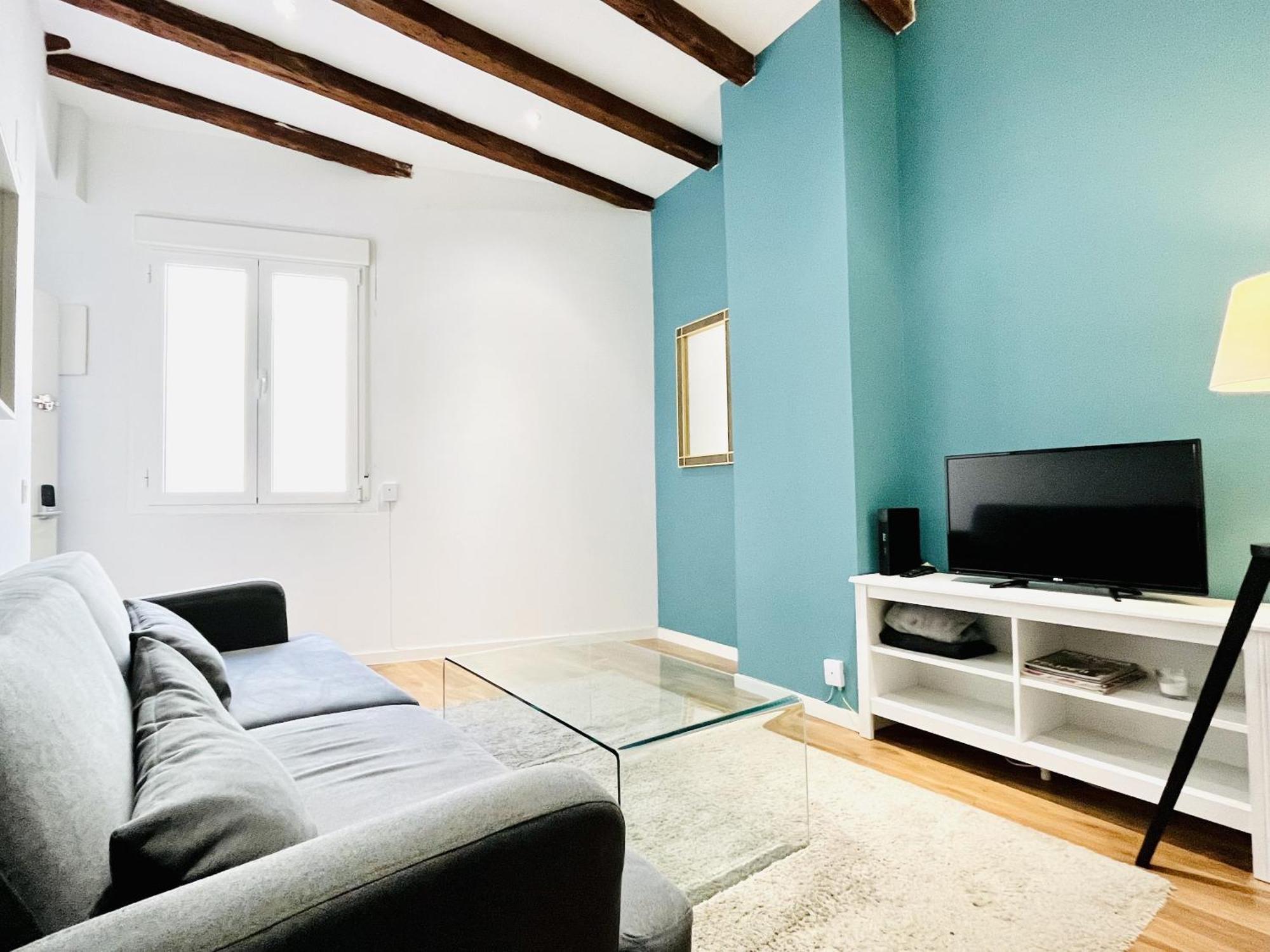 Dplace To Be - Amazing Apartments In Historic Center 마드리드 객실 사진