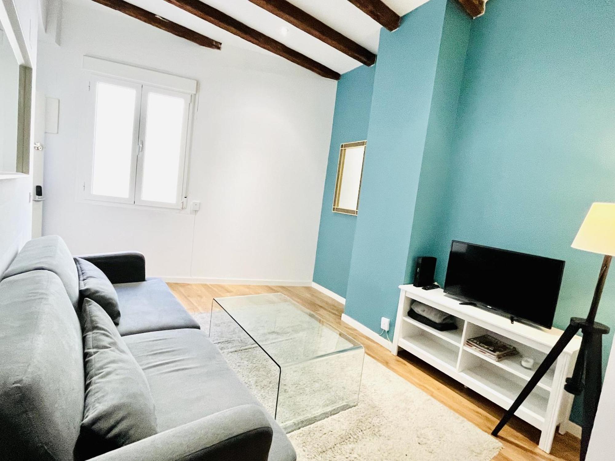 Dplace To Be - Amazing Apartments In Historic Center 마드리드 외부 사진